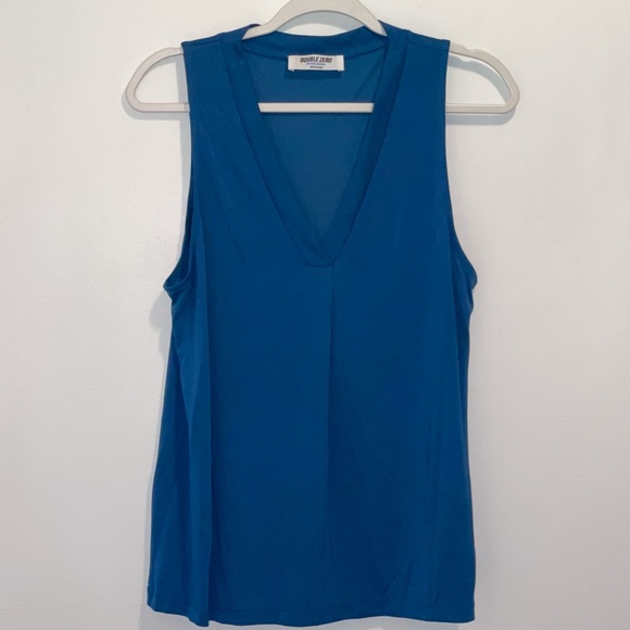 V neck tank - Cobolt color - Picture 4 of 4
